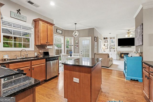 355 Thorn Creek Way, Dallas, GA 30157