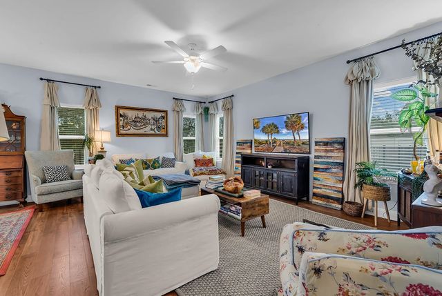 403 Dunbarton Ln., Conway, SC 29526