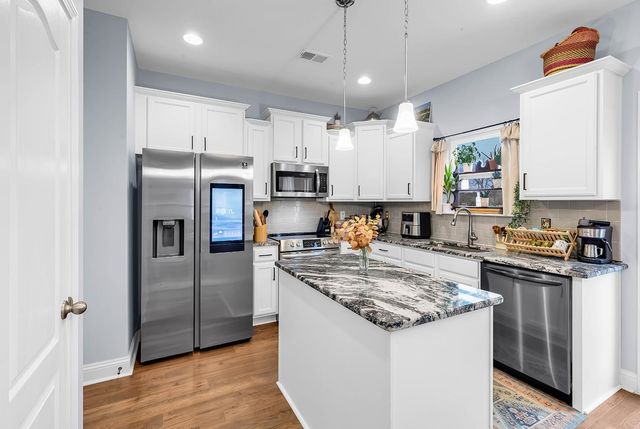 403 Dunbarton Ln., Conway, SC 29526