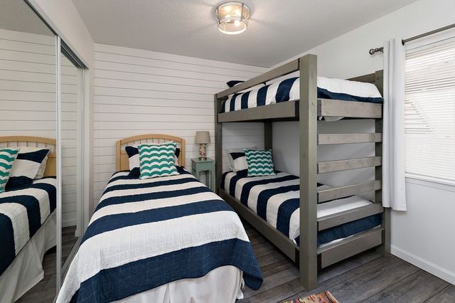 1524 Wood Ave 208, St Simons Island, GA 31522