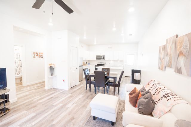 3131 Tuskegee Street, Dallas, TX 75215