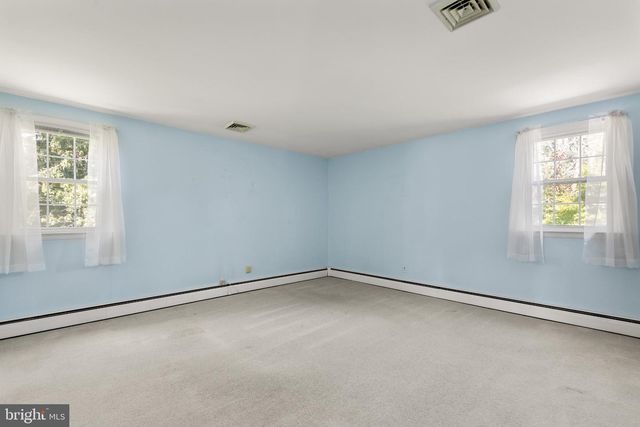 963 DARBY PAOLI RD, Berwyn, PA 19312