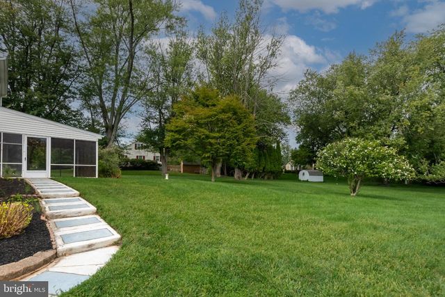 963 DARBY PAOLI RD, Berwyn, PA 19312