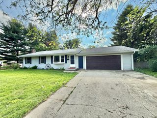 5530 River Reach Drive, Belvidere, IL 61008
