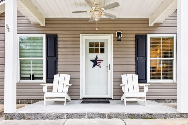 318 S Live Oak Drive, Moncks Corner, SC 29461