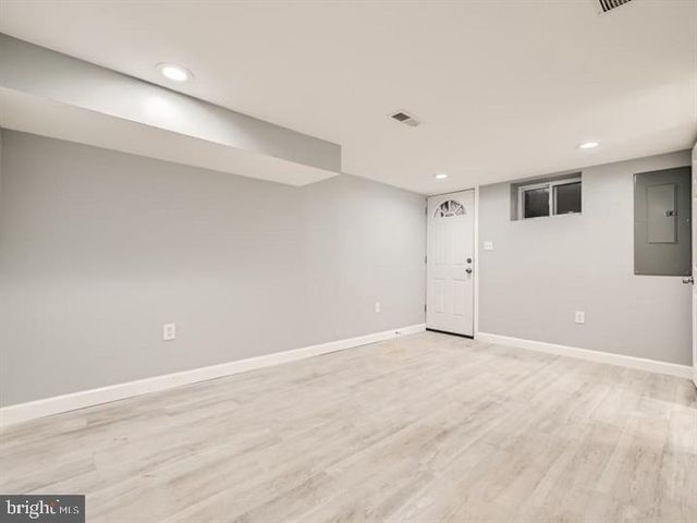 905 E PATAPSCO AVENUE, Baltimore, MD 21225