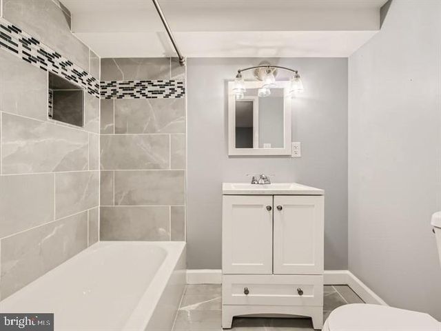 905 E PATAPSCO AVENUE, Baltimore, MD 21225
