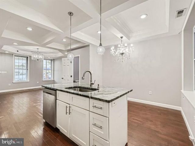 905 E PATAPSCO AVENUE, Baltimore, MD 21225