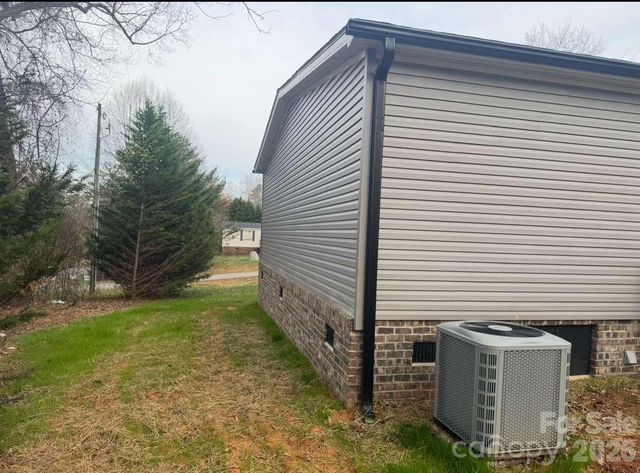 3007 Michelle Drive, Newton, NC 28658