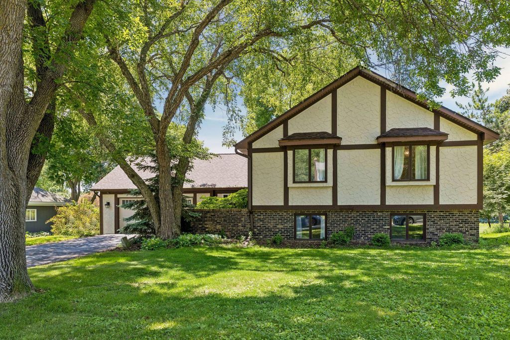 14315 Wedgeway Court, Eden Prairie, MN 55346 — photo 3