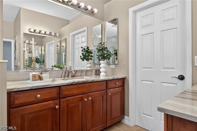 12587 Stone Tower LOOP, Fort Myers, FL 33913