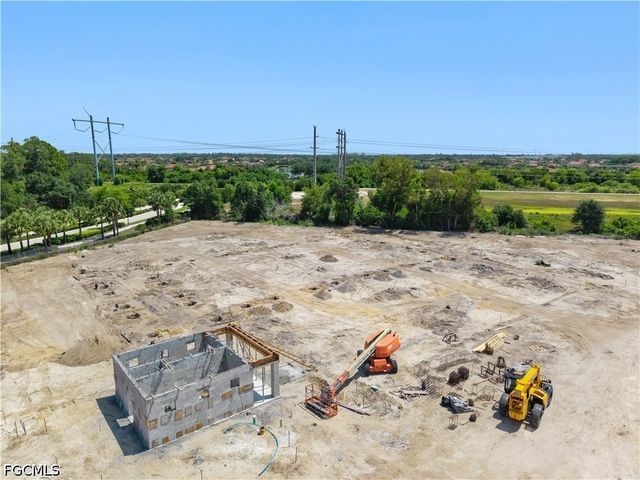 12587 Stone Tower LOOP, Fort Myers, FL 33913