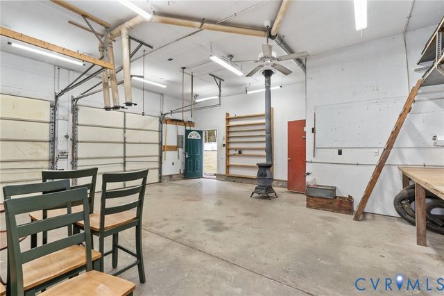 11375 Otter Run Dr, Ashland, VA 23005