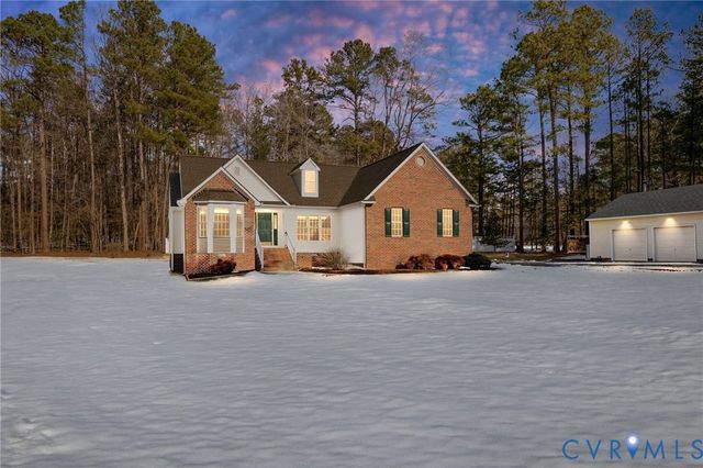 11375 Otter Run Dr, Ashland, VA 23005