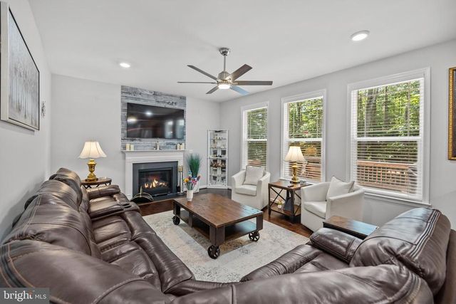 12914 INFANTRY DR, Spotsylvania, VA 22551