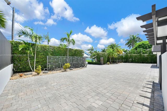 13800 SW 38th St, Miami, FL 33175