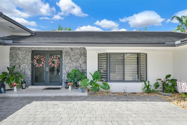 13800 SW 38th St, Miami, FL 33175