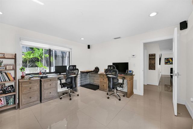 13800 SW 38th St, Miami, FL 33175