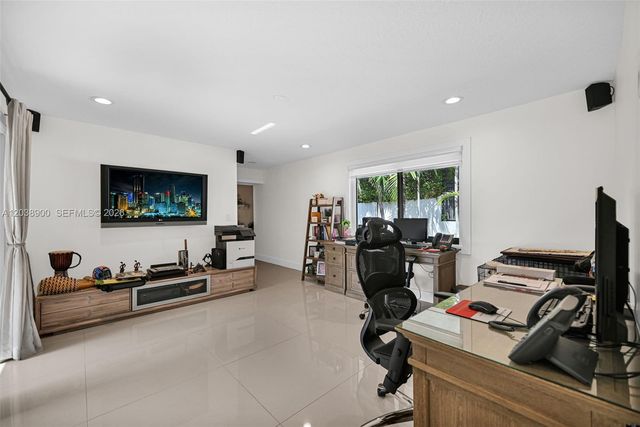 13800 SW 38th St, Miami, FL 33175