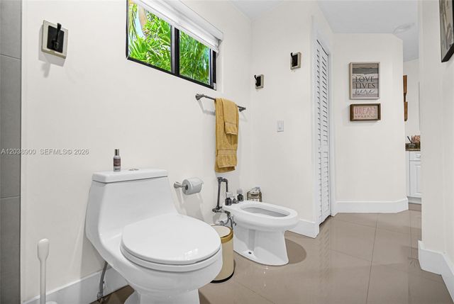 13800 SW 38th St, Miami, FL 33175