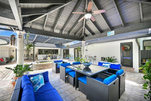 13800 SW 38th St, Miami, FL 33175