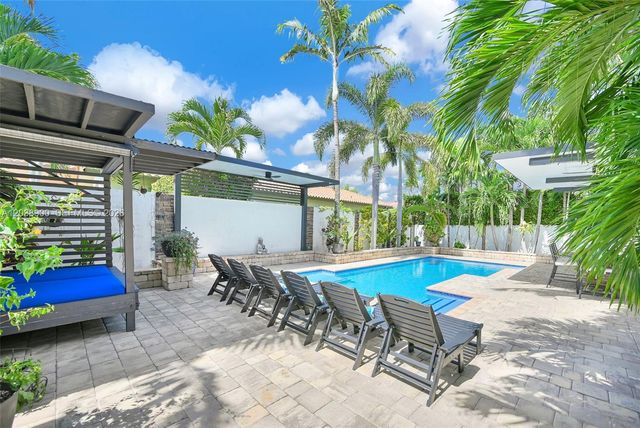 13800 SW 38th St, Miami, FL 33175