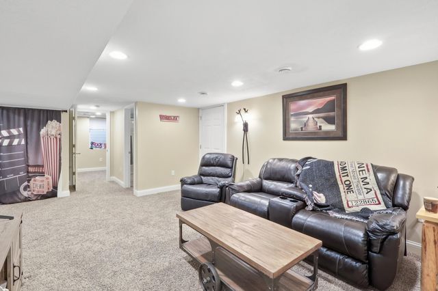 8412 4th Avenue S, Bloomington, MN 55420