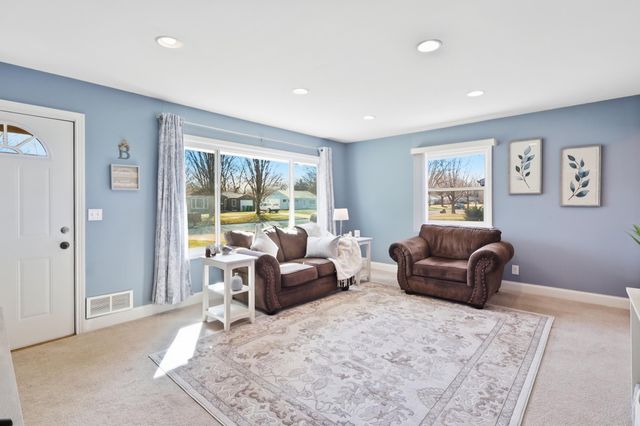 8412 4th Avenue S, Bloomington, MN 55420
