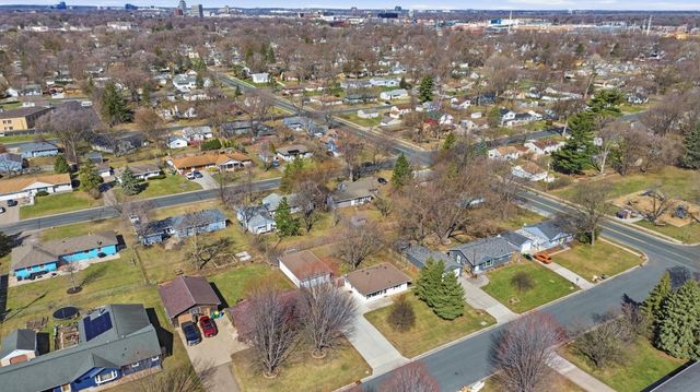 8412 4th Avenue S, Bloomington, MN 55420