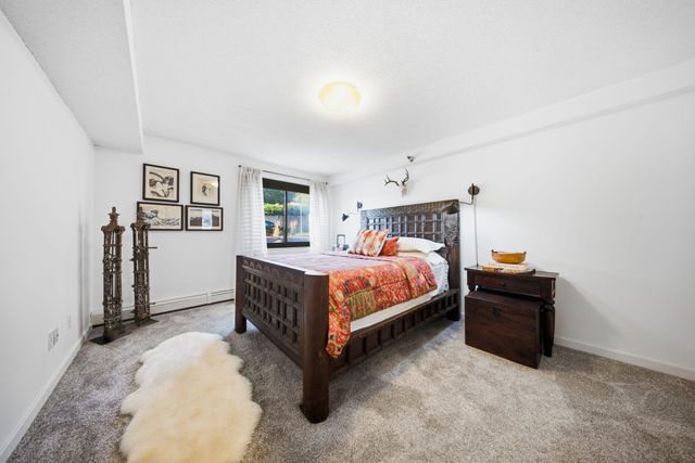48 Groveland Terrace B204, Minneapolis, MN 55403