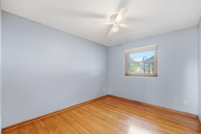 924 Fuller Street S, Shakopee, MN 55379