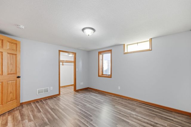 924 Fuller Street S, Shakopee, MN 55379