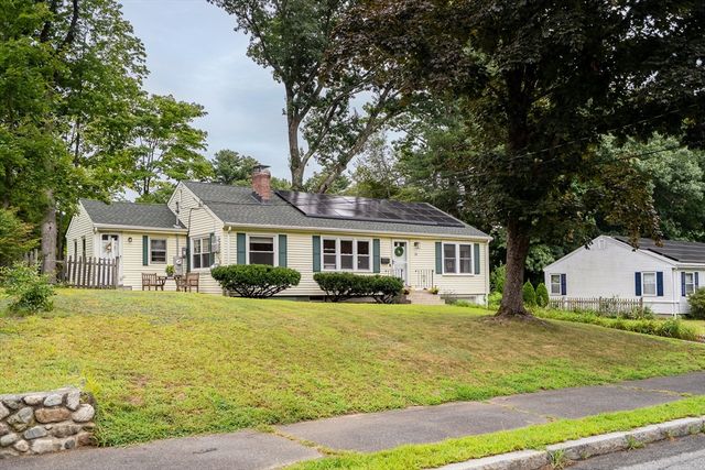 30 Linda Ave, Framingham, MA 01701