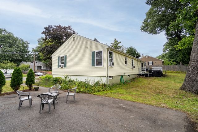 30 Linda Ave, Framingham, MA 01701