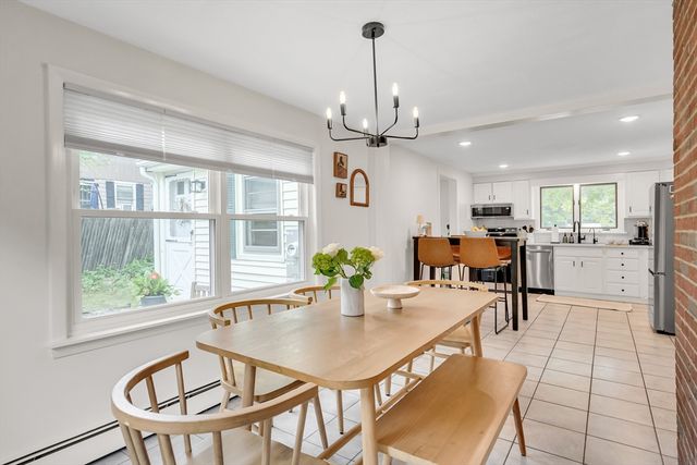 30 Linda Ave, Framingham, MA 01701
