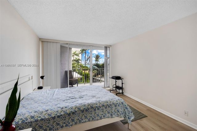 7601 E Treasure Dr 510, North Bay Village, FL 33141