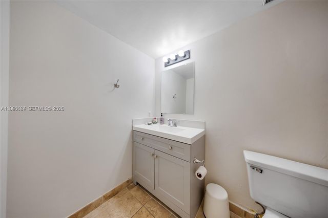 7601 E Treasure Dr 510, North Bay Village, FL 33141