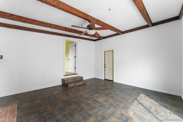 665 Foy Ln, Escondido, CA 92025