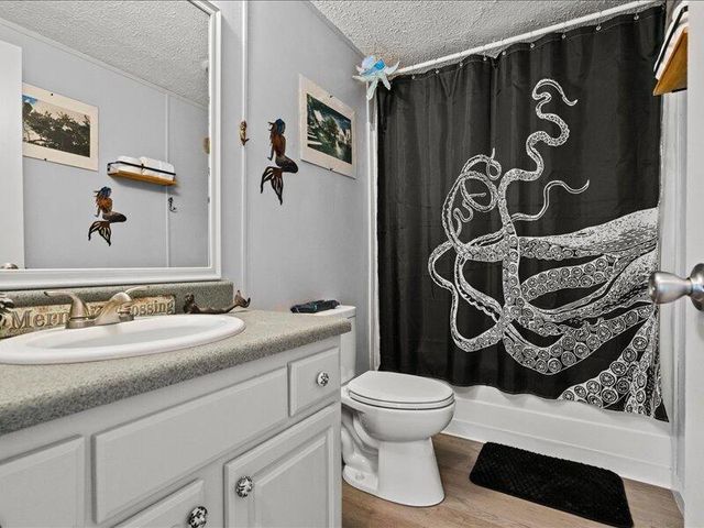 1664 Winding Pond Road, Manning, SC 29102