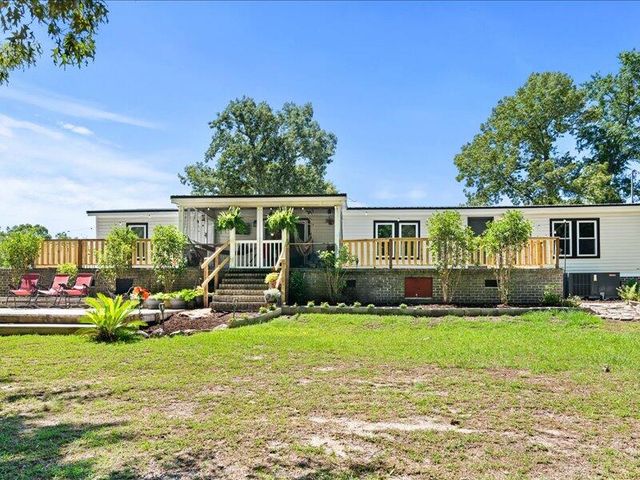1664 Winding Pond Road, Manning, SC 29102
