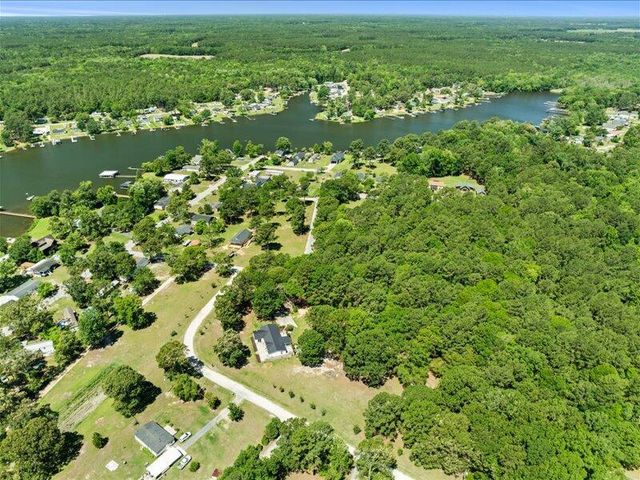 1664 Winding Pond Road, Manning, SC 29102