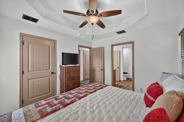 2615 Dove Trail, Granbury, TX 76048