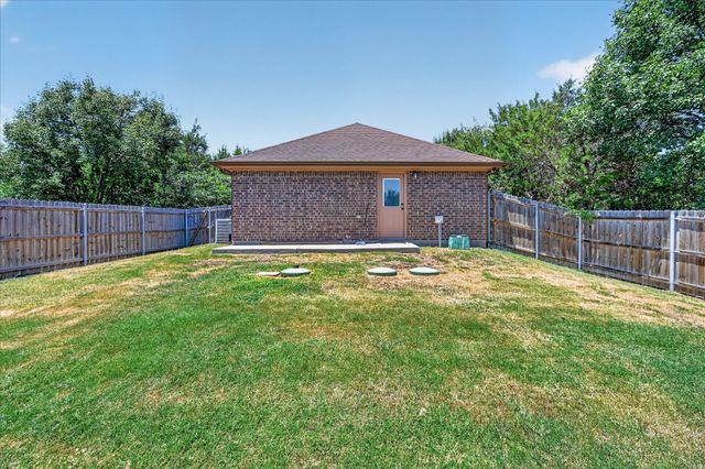 2615 Dove Trail, Granbury, TX 76048