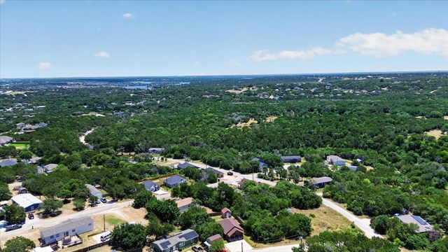 2615 Dove Trail, Granbury, TX 76048