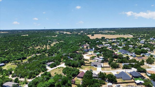 2615 Dove Trail, Granbury, TX 76048