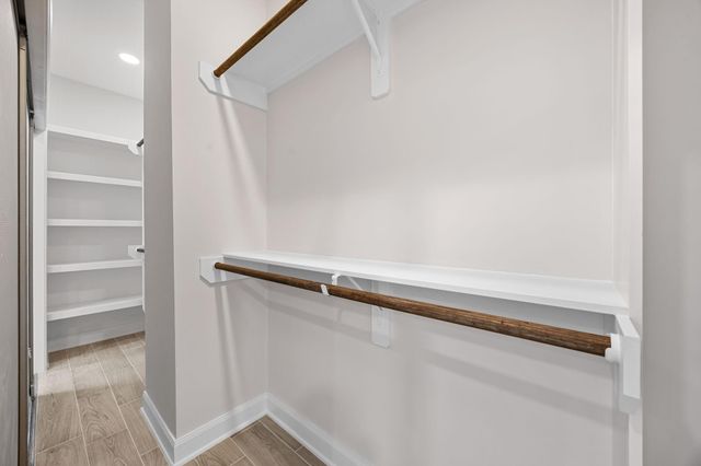 310 Wilcrest Drive 310, Houston, TX 77042