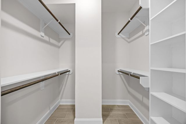 310 Wilcrest Drive 310, Houston, TX 77042