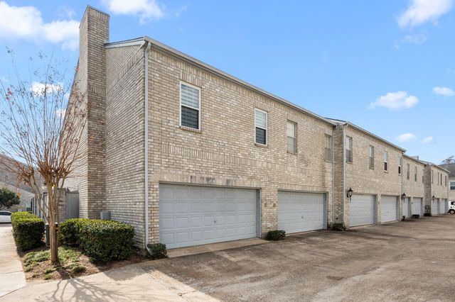 310 Wilcrest Drive 310, Houston, TX 77042