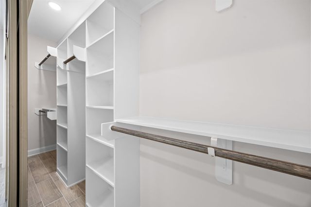 310 Wilcrest Drive 310, Houston, TX 77042