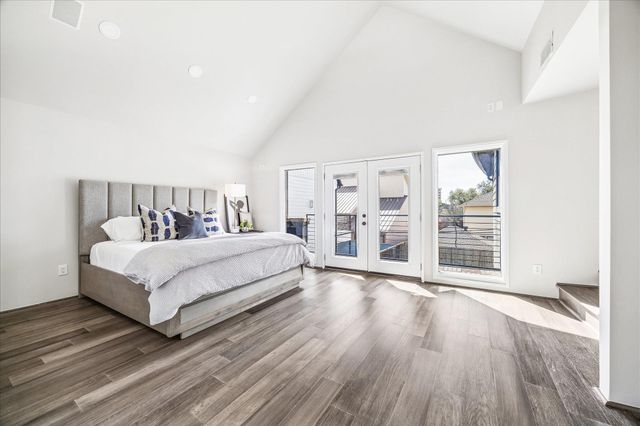 912 Teetshorn Street, Houston, TX 77009